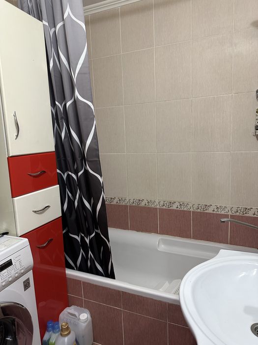 Продается трехкомнатная квартира