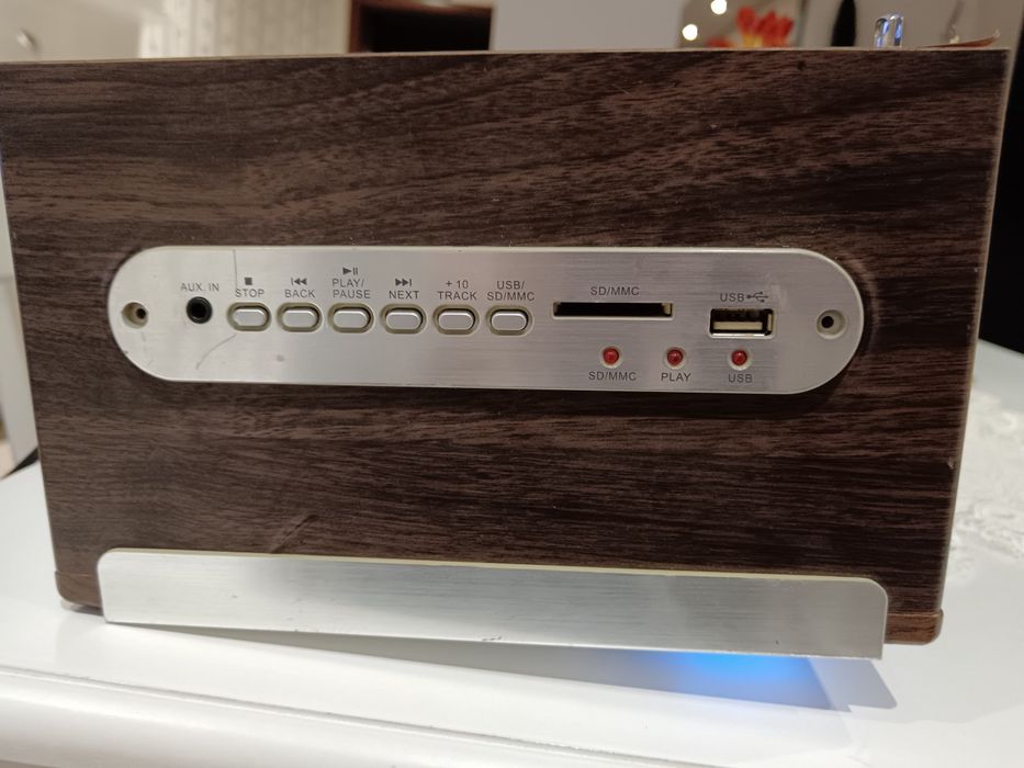 Дървен дтерио приемник EM/AM system