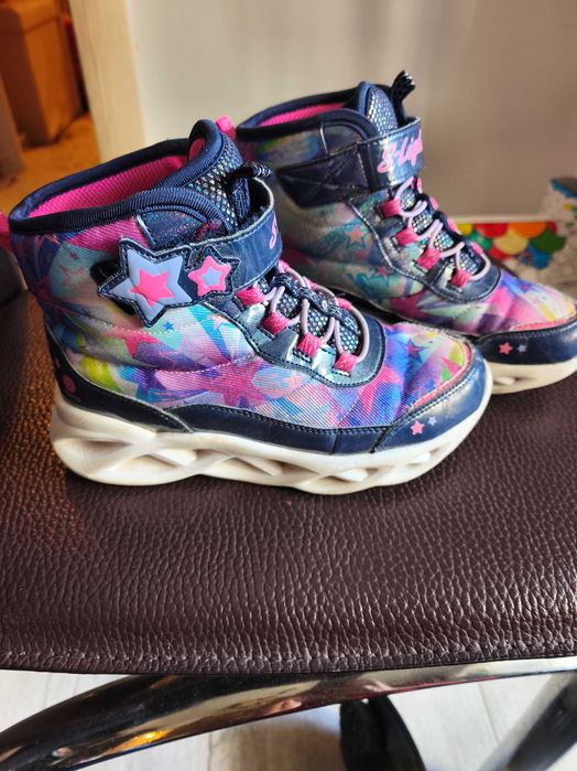Боти Skechers за момиче 32 номер