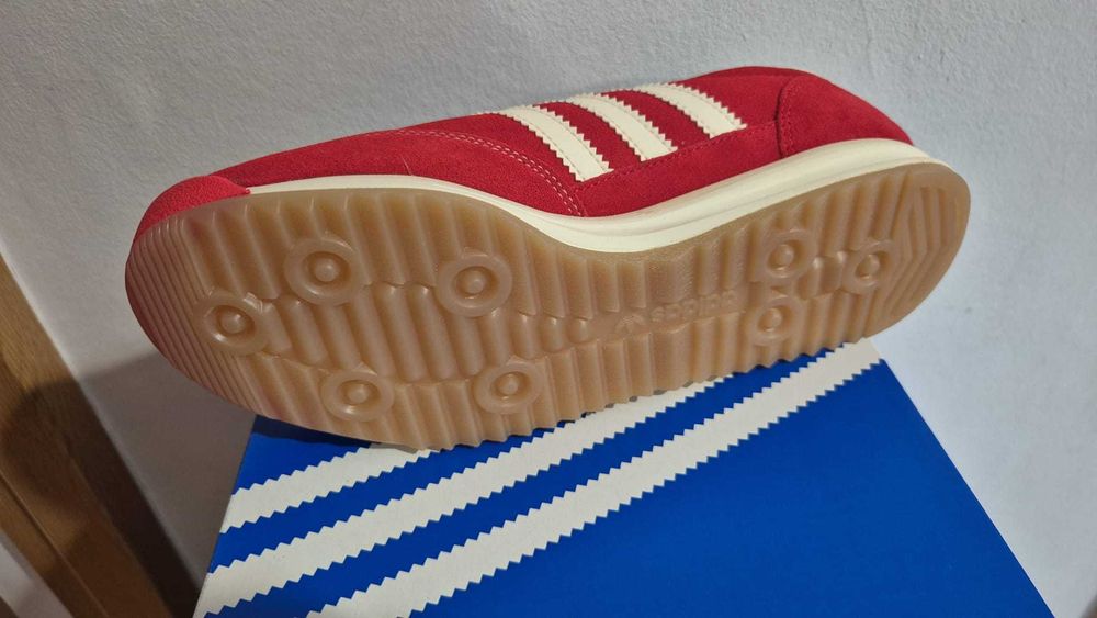 Adidas SL72 RS masura 41 1/3 , 42 2/3 , 43 1/3 originali noi in cutie