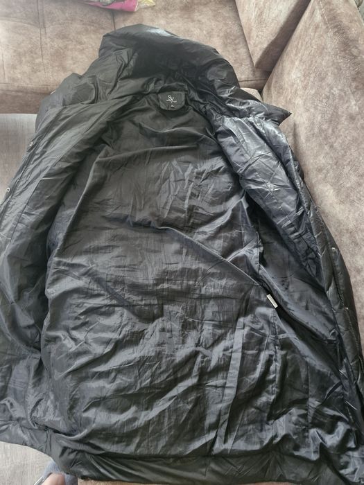 Продам пуховик в идеальном состоянии