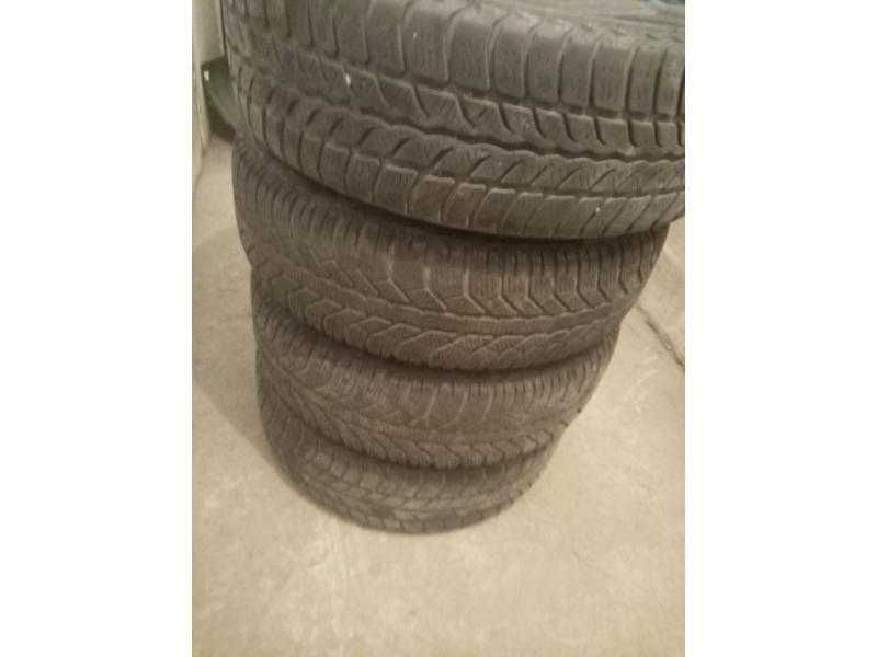 Vand set anvelope 175 65 14 m + s