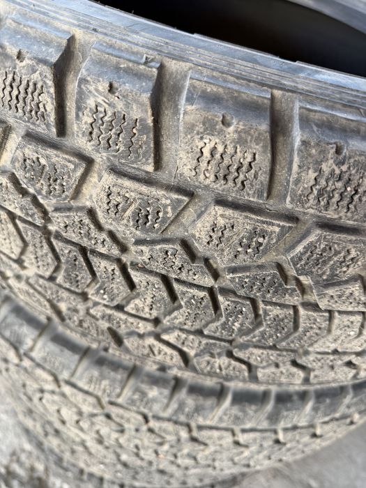Продам резину 265/65/17