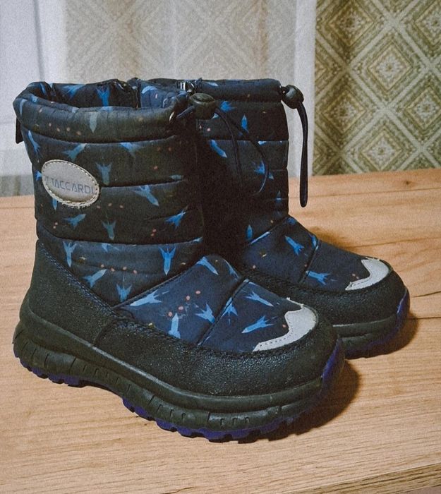 Продам детские вещи и обувь