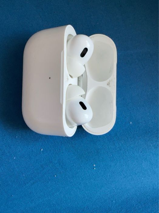 Продам наушники AIRPODS PRO 2 поколения
