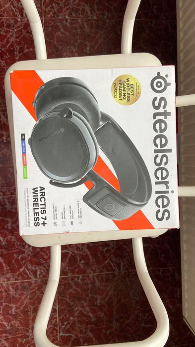 Steelseries Arctic’s 7 plus  as new