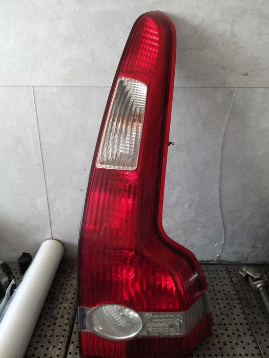 Stop tripla lampa dreapta volvo v50 281222