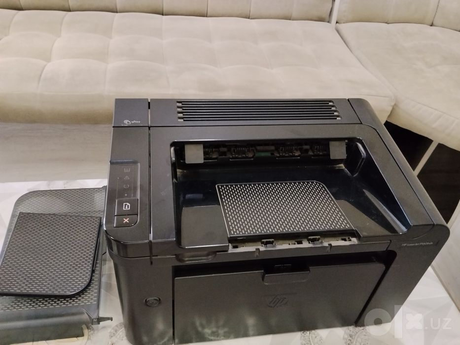 Принтер компакт HPLaserJet P1606dn рабочий
