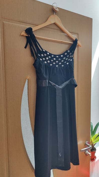 Rochie scurta de dama