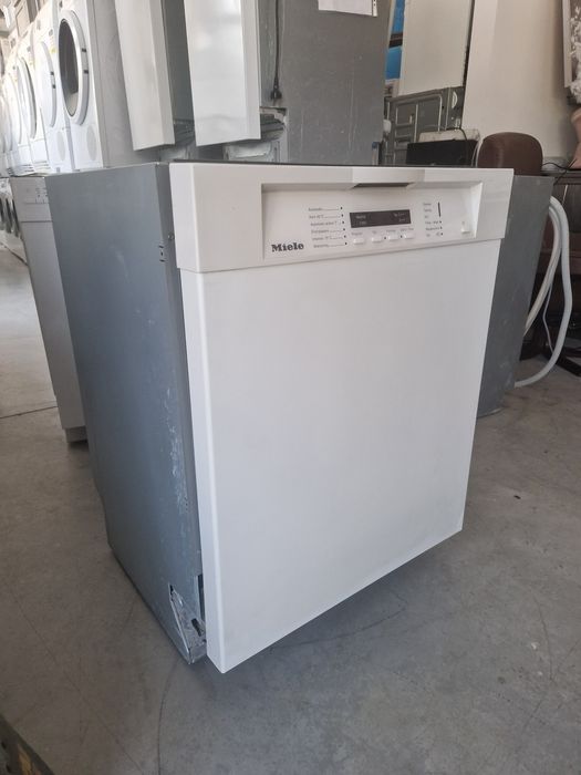 Съдомиялна машина MIELE XXL