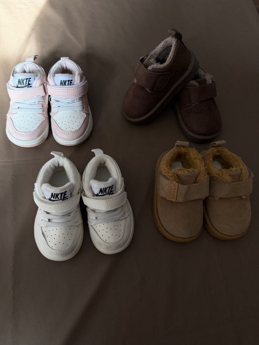 Продам детскую обувь размер 15