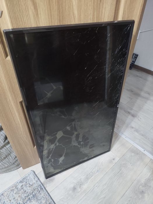 Телевизор LG на запчасти