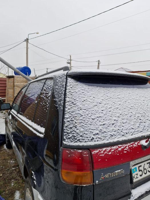 Продам митсубиси спей руннер