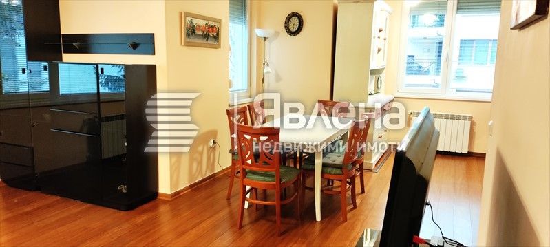 Дава се под наем Тристаен апартамент в София, Оборище - 100 кв.м за 1000 € - Снимка #2