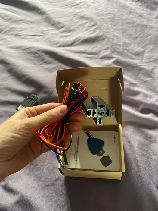 Gps tracker + cartela