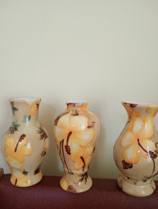 Set 3 vaze noi, înălțime 16 cm