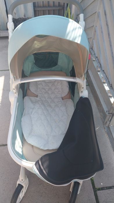 Детская коляска.