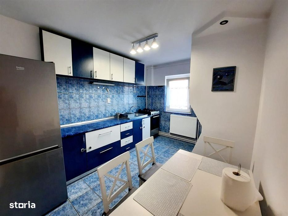De inchiriat apartament 3 camere decomandat + 2 bai + balcon | Strand — fotografia 3