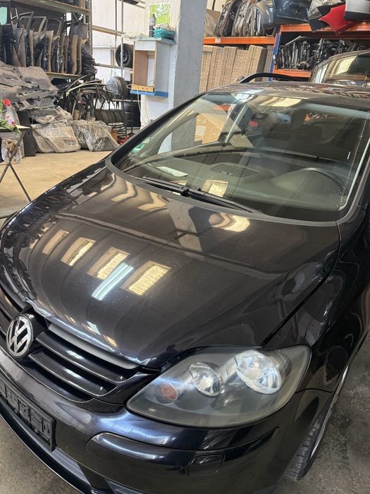 Capota fata VW Golf 5 Plus neagra negru LC9Z Originala