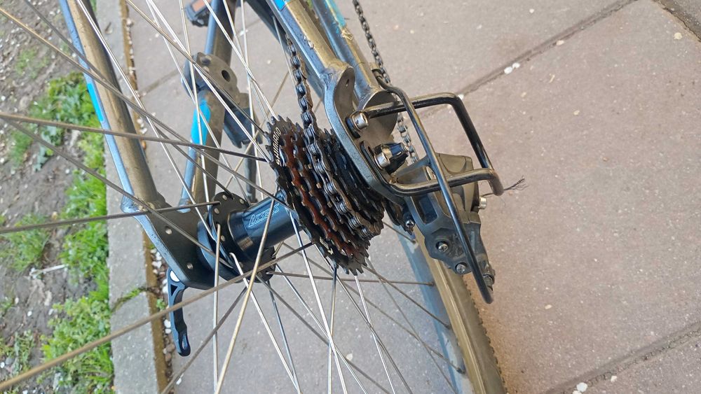 Vând bicicleta rockrider