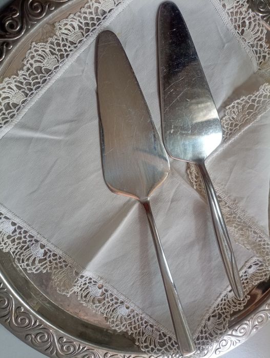 Прибори за сервиране