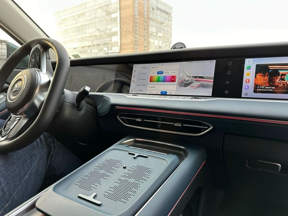 Voyah Free 2026 — 2