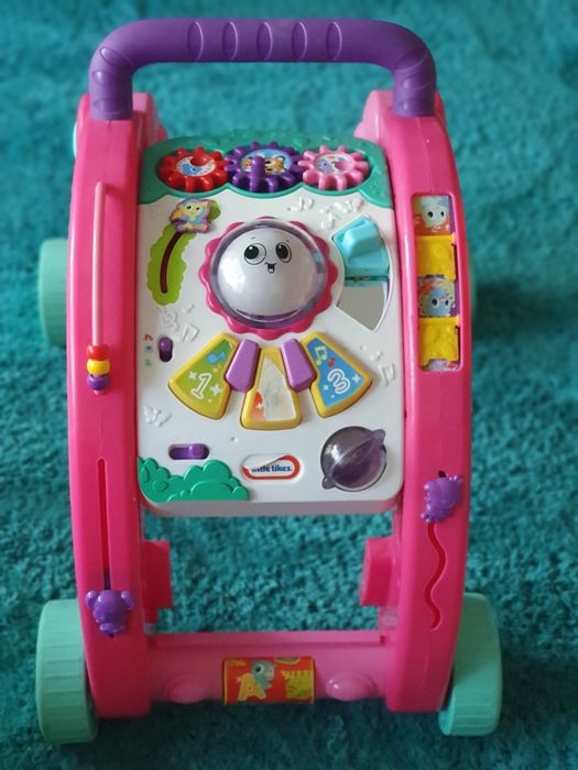 Vând Premergător 3 in 1 Little Tikes