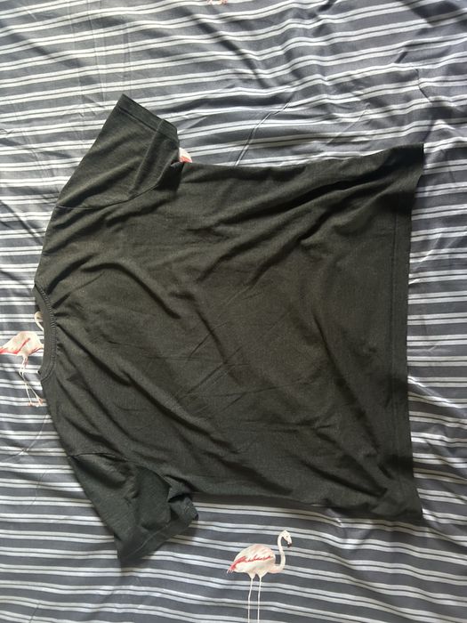 Tricou jeep gri