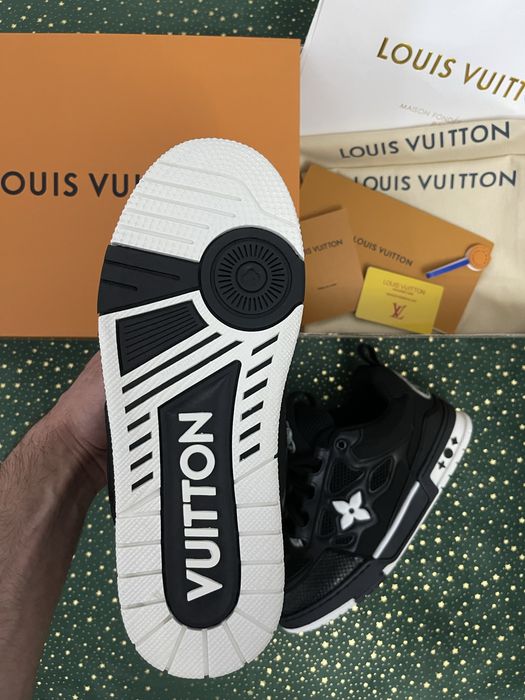 Louis Vuitton LV Skate Black ‘Satin Finish’ – Calitate Premium