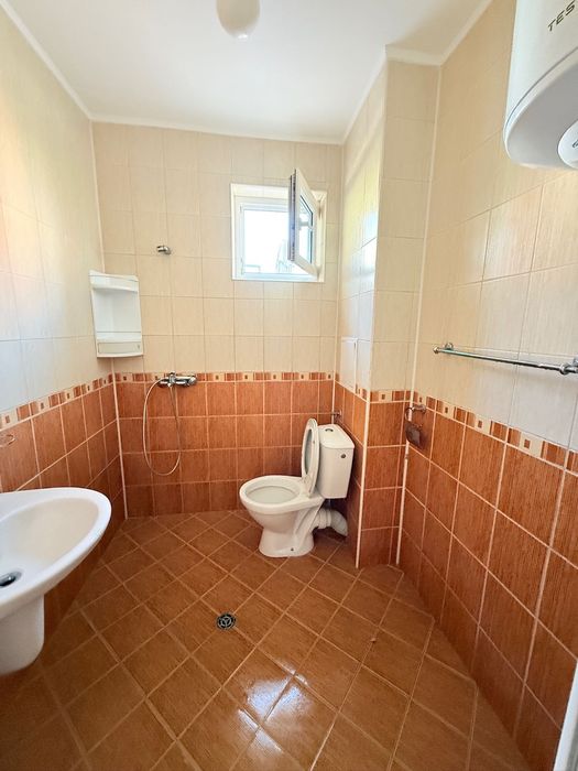 Продава се Двустаен апартамент в к.к. Слънчев бряг - 85 кв.м за 989 €/кв.м - Снимка #3