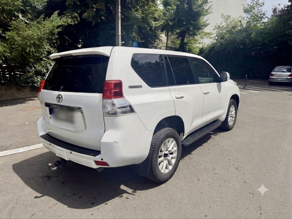 TOYOTA Land Cruiser 2013 — imagine 4