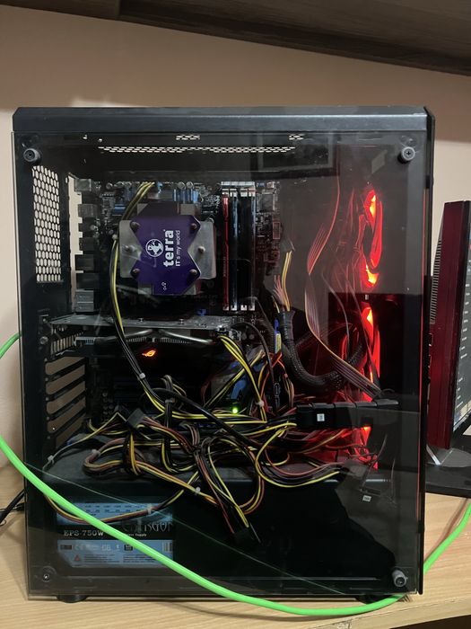 Pc de gaming in stare buna