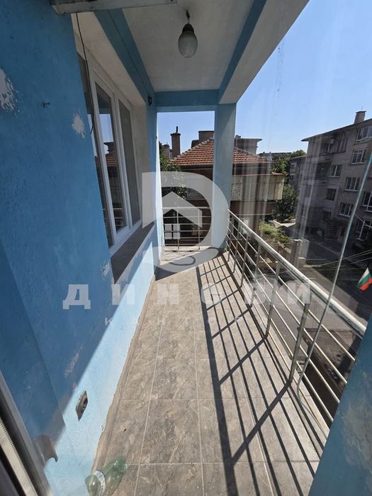 Етаж от къща в Стара Загора-Аязмото площ 188 цена 160000