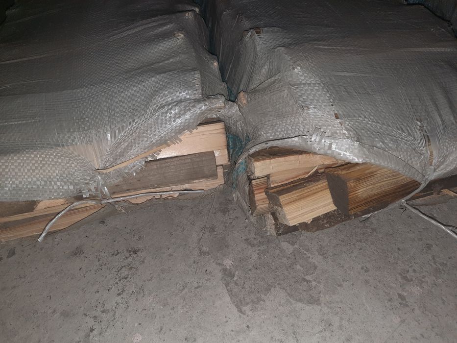 Дрова в мешках за 1100тг