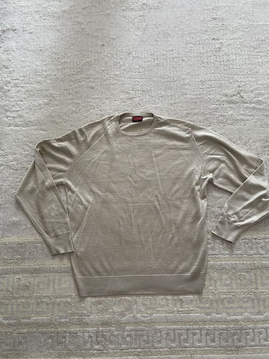 Отдам даром мужскую одежду