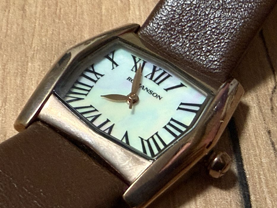 Женские часы Romanson распродажа