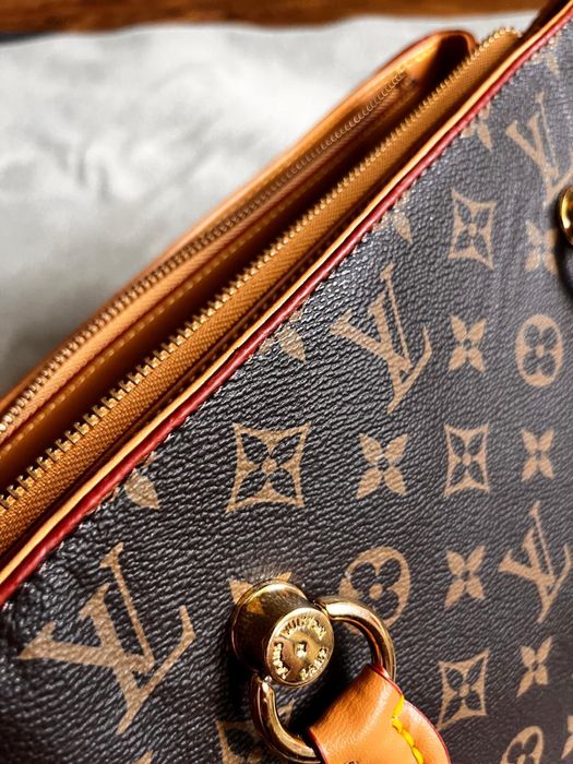 Geanta Louis Vuitton