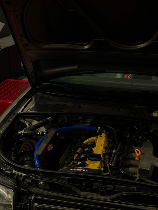 Audi A4 B6 1.8T quattro 260cp