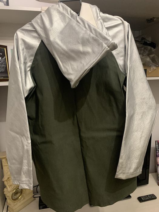 Спотривный кастюм