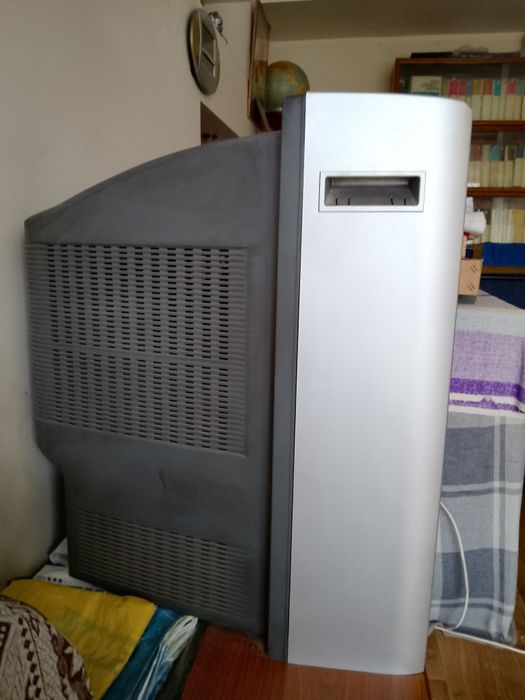 Телевизор Панасоник, диагональ 71см, работает отлично!