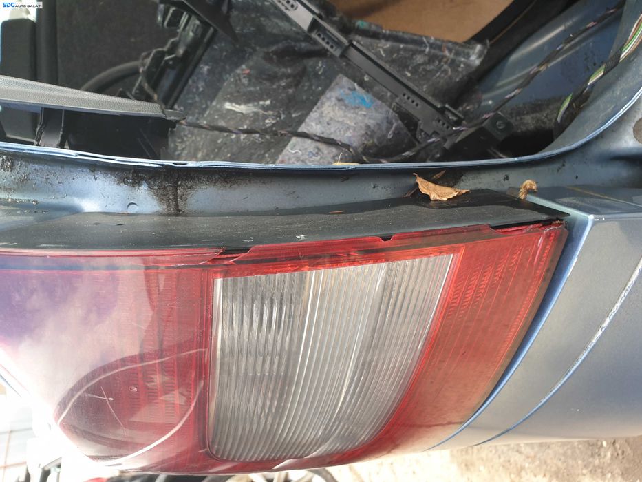 Tripla Stop Lampa Stanga cu Defect Skoda Octavia 2 Break Combi FL Facelift 2008 - 2013 [K7909]