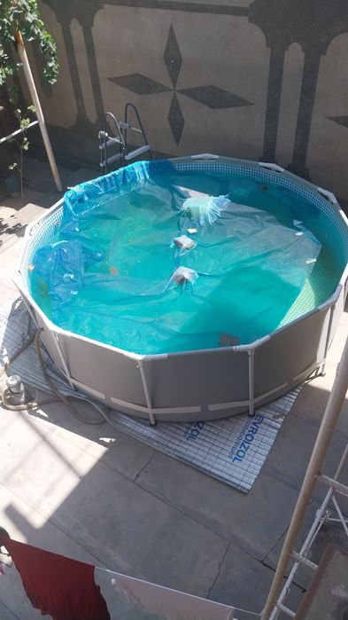 Bolalar va kattalar uchun basseyn