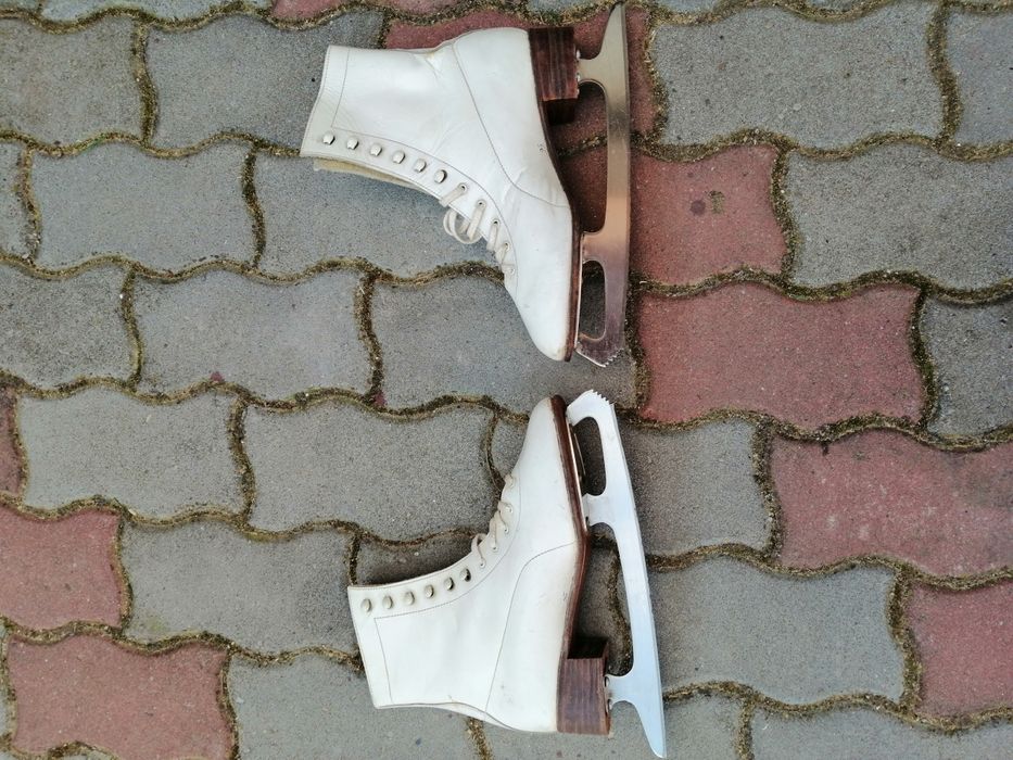 Patine Kristal mărimea 40