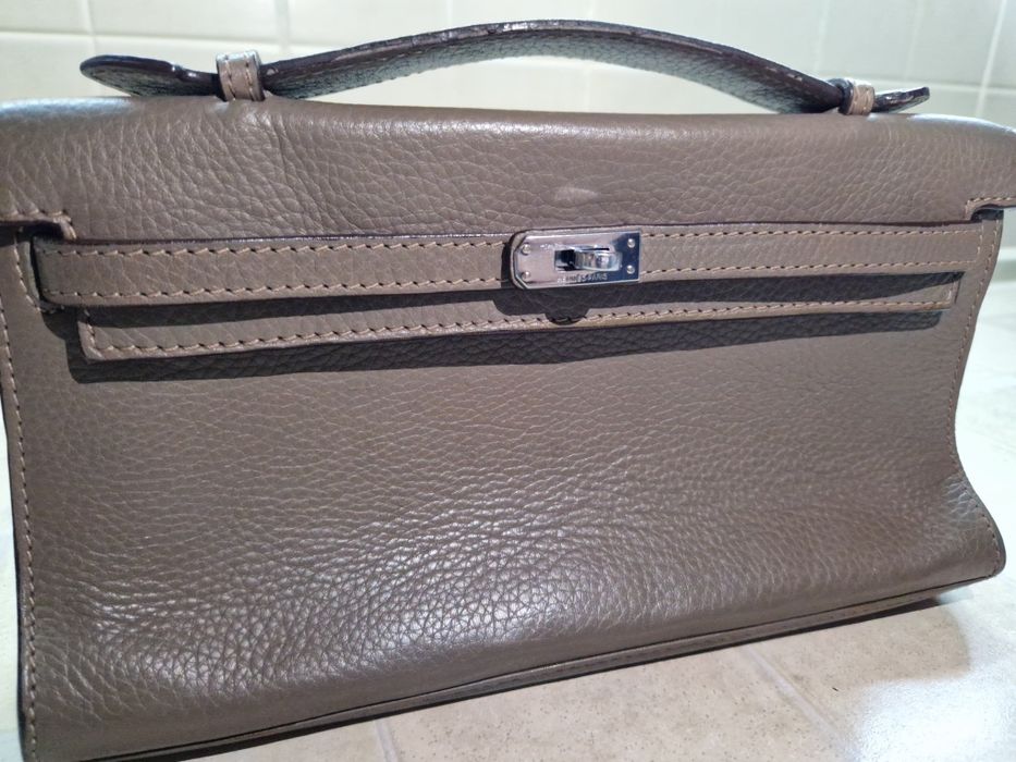Продаётся кожаный клатч hermes kelly