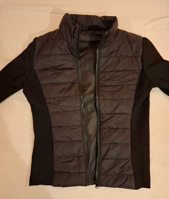 Дамско черно яке