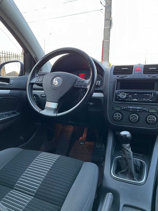 Adus Recent Vw Golf 5 United Edition Mai 2008 Mega Full 1.9 TDI Impecabil