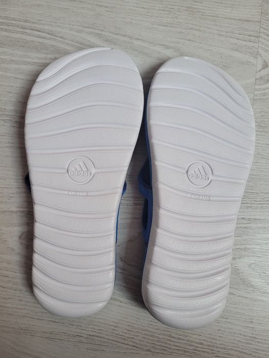 Нови! Джапанки Adidas