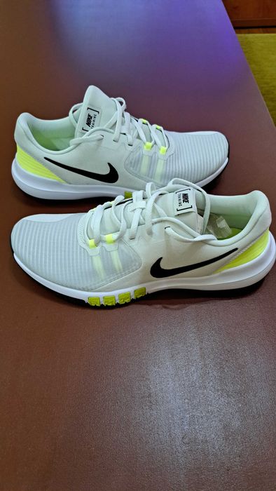 Маратонки Nike training