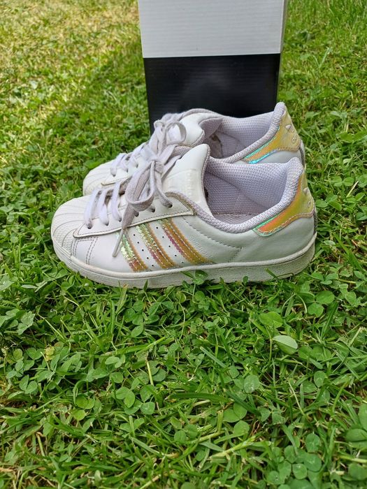 Adidasi adidas super star