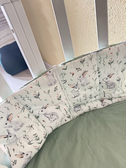 Манеж с бортиками